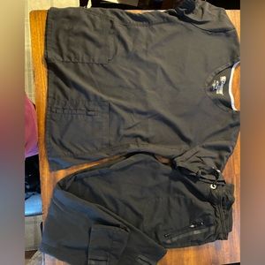 Women’s Greys Anatomy scrub set